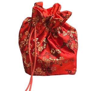 Asian Styled Purse / tote, Red Floral, 7.5" square, Satin lined, drawstring